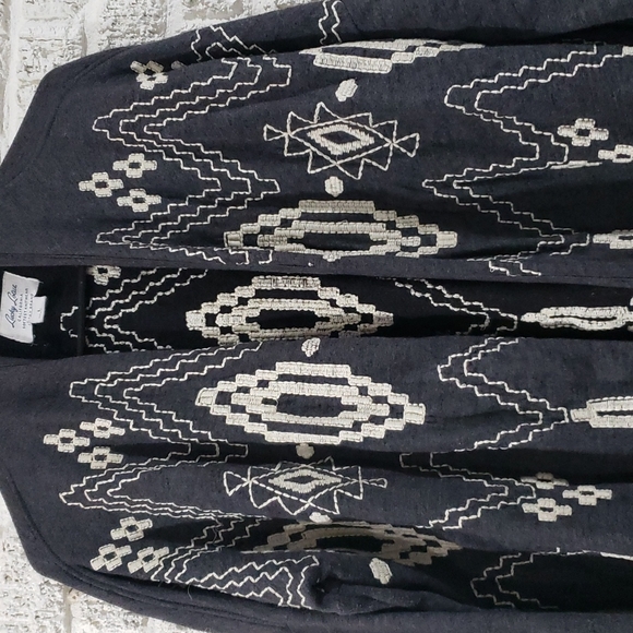 Lucky Brand | Lotus Bliss Embroidered Cardigan - Picture 3 of 6